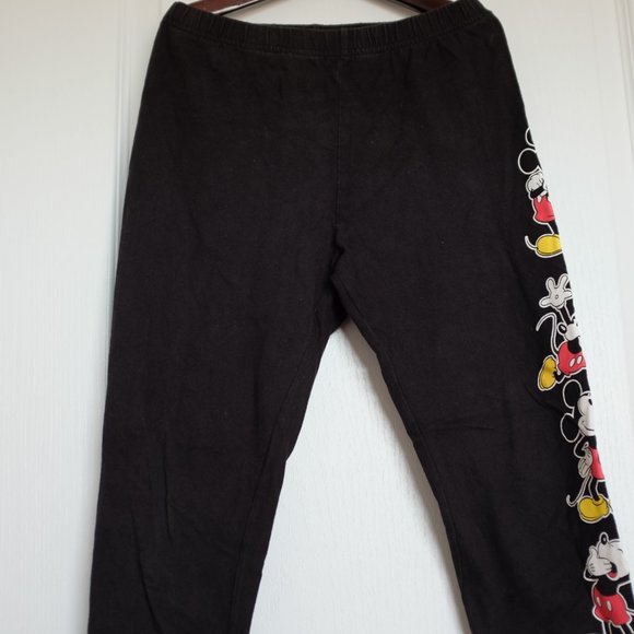 COPY - COPY - COPY - Black and Red Mickey mouse fleece sweatshirt and matching … - Picture 3 of 7